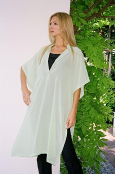 Poncho cape of chiffon, white