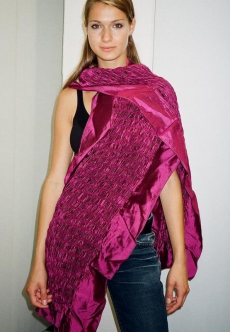 Smoked Shawl, fuchsia