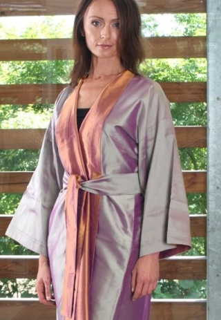 Unique turnable kimono, braun-lila + silbergr�n-lila changierend