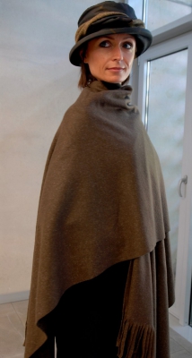 Poncho cape of fleece, brown melange
