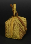 Cubic hand bag