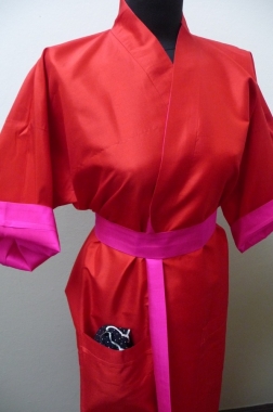 Unique Wendekimono, pink und rot