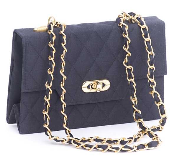 Handtasche mit flexibler Schulterkette
