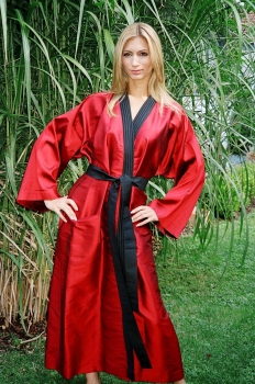 Kimono "contrast" rubinrot - schwarz